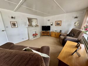 Lounge- click for photo gallery